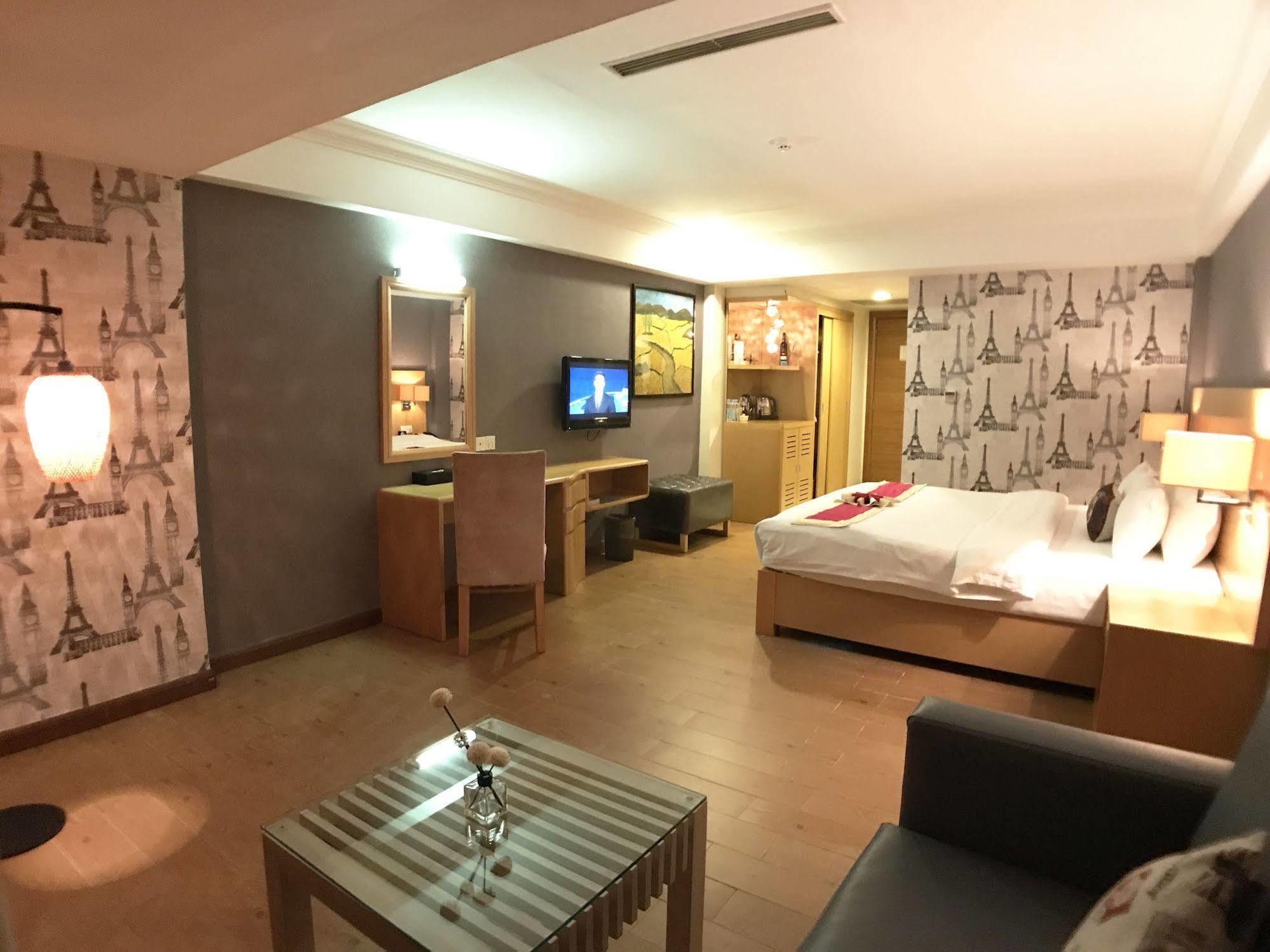 Discovery Hotel Phnompen Kültér fotó